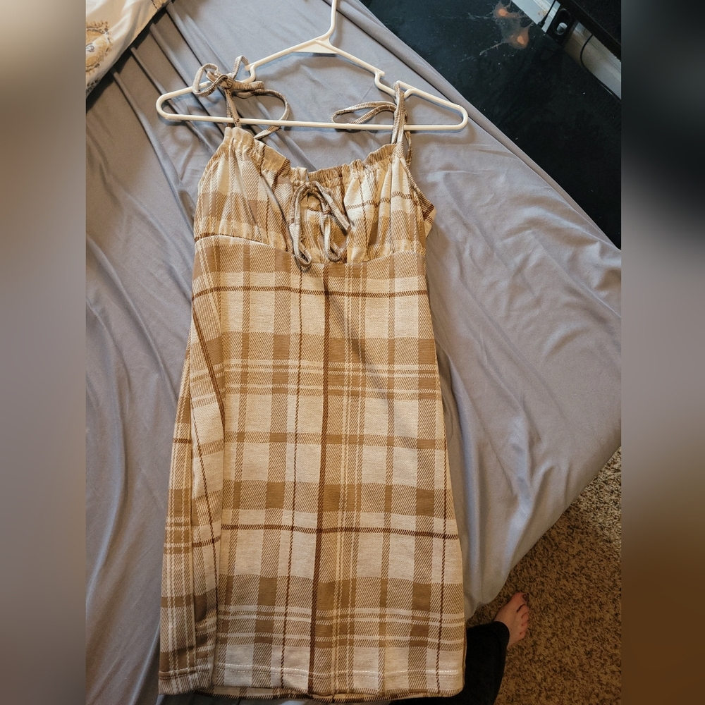 light brown plaid dress size large